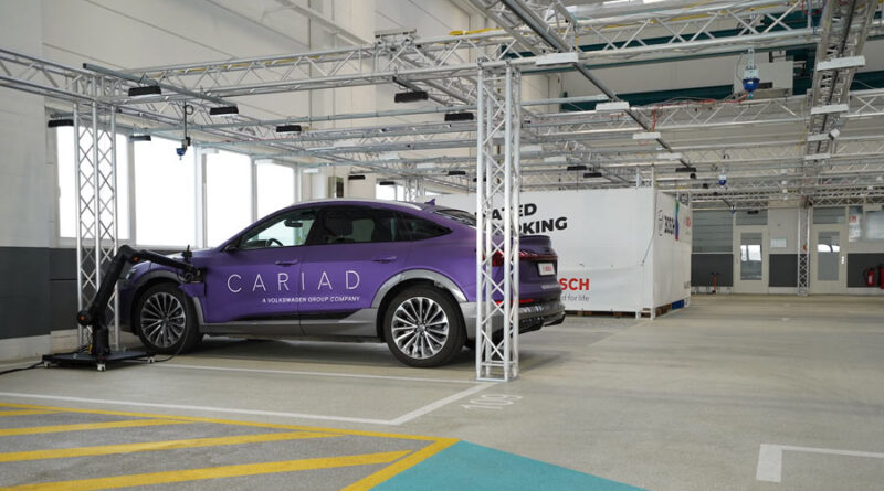Volkswagen testar teknik för automatisk parkering och laddning
