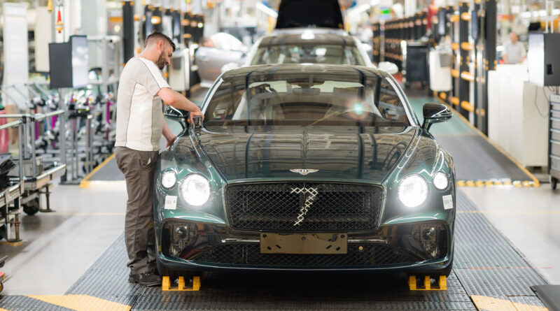 Bentley skjuter upp första elbilen