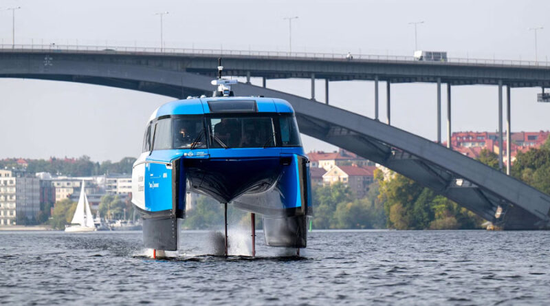 Premiär för elektrisk bärplansbåt i Stockholms kollektivtrafik