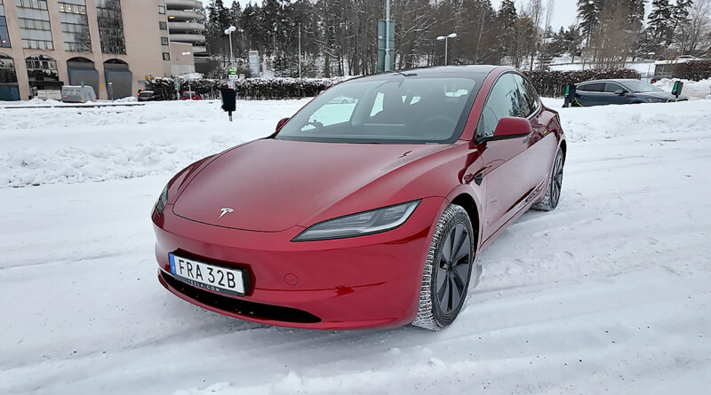 Tesla Model 3 prisad i Sverige som miljöbästa bil